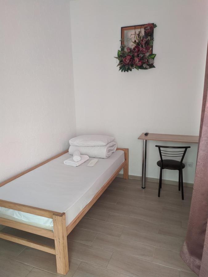 Hotel Mirage Czerniowce Zewnętrze zdjęcie