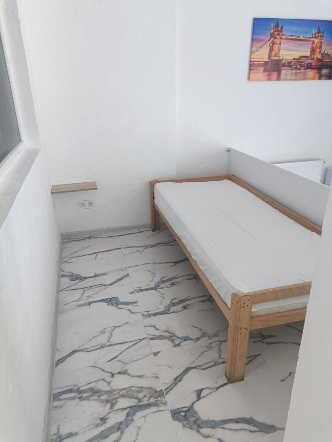 Hotel Mirage Czerniowce Zewnętrze zdjęcie