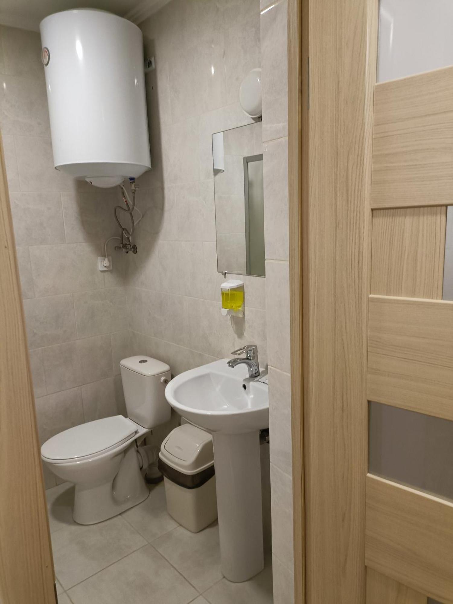 Hotel Mirage Czerniowce Zewnętrze zdjęcie