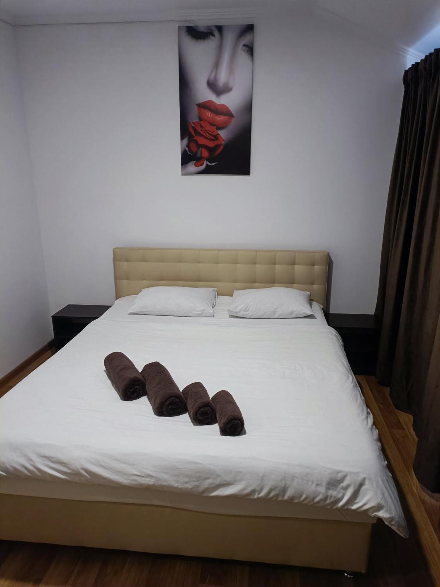 Hotel Mirage Czerniowce Zewnętrze zdjęcie